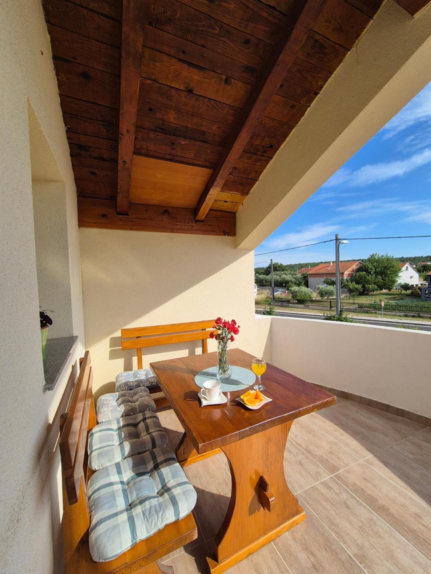 Apartman Lucija Pridraga Extérieur photo